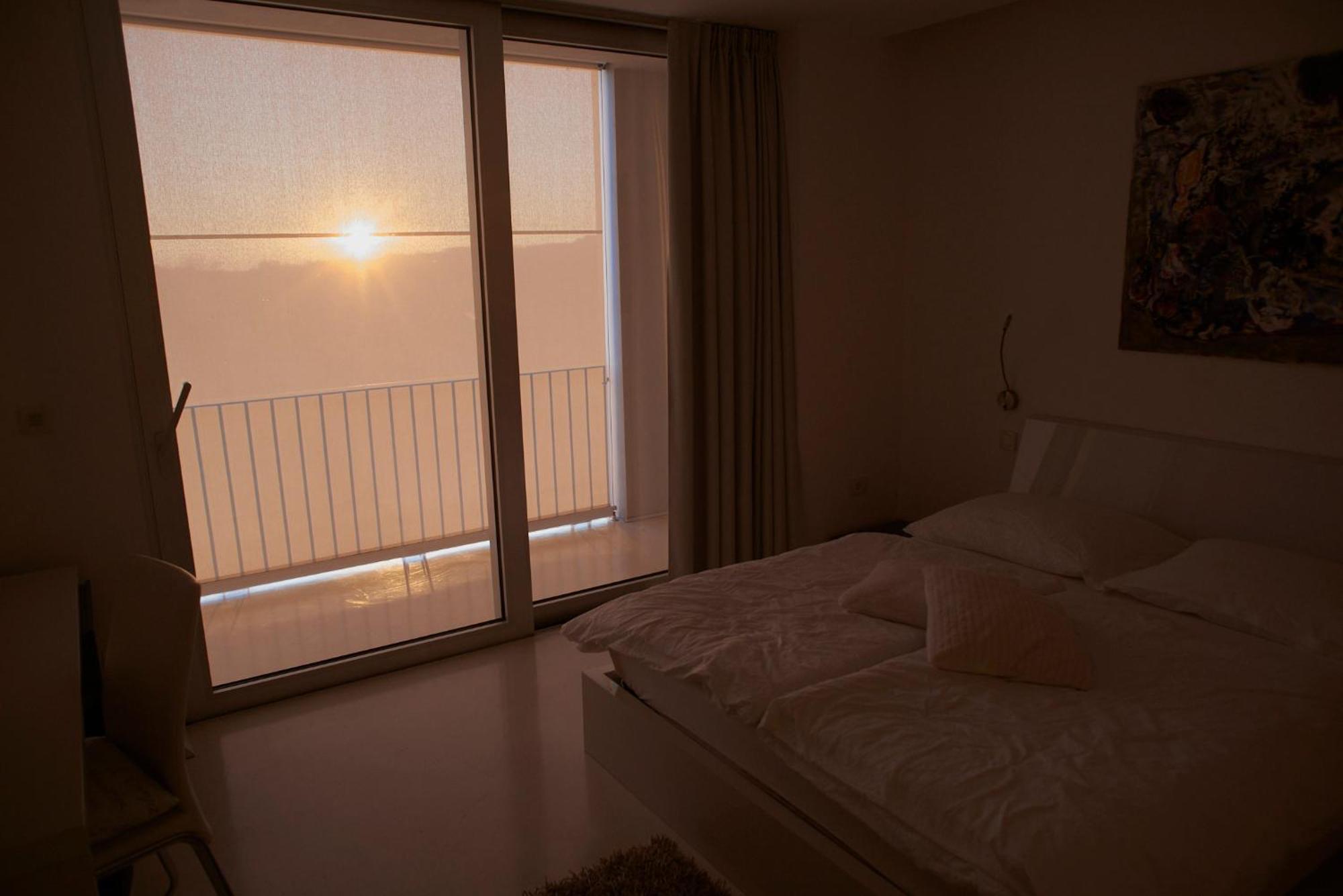 House Iaquin Hotel Доброво Екстериор снимка